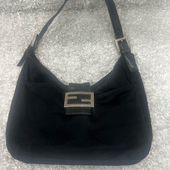 Fendi Mamma Baguette Shoulder Bag - Picture 7 of 15